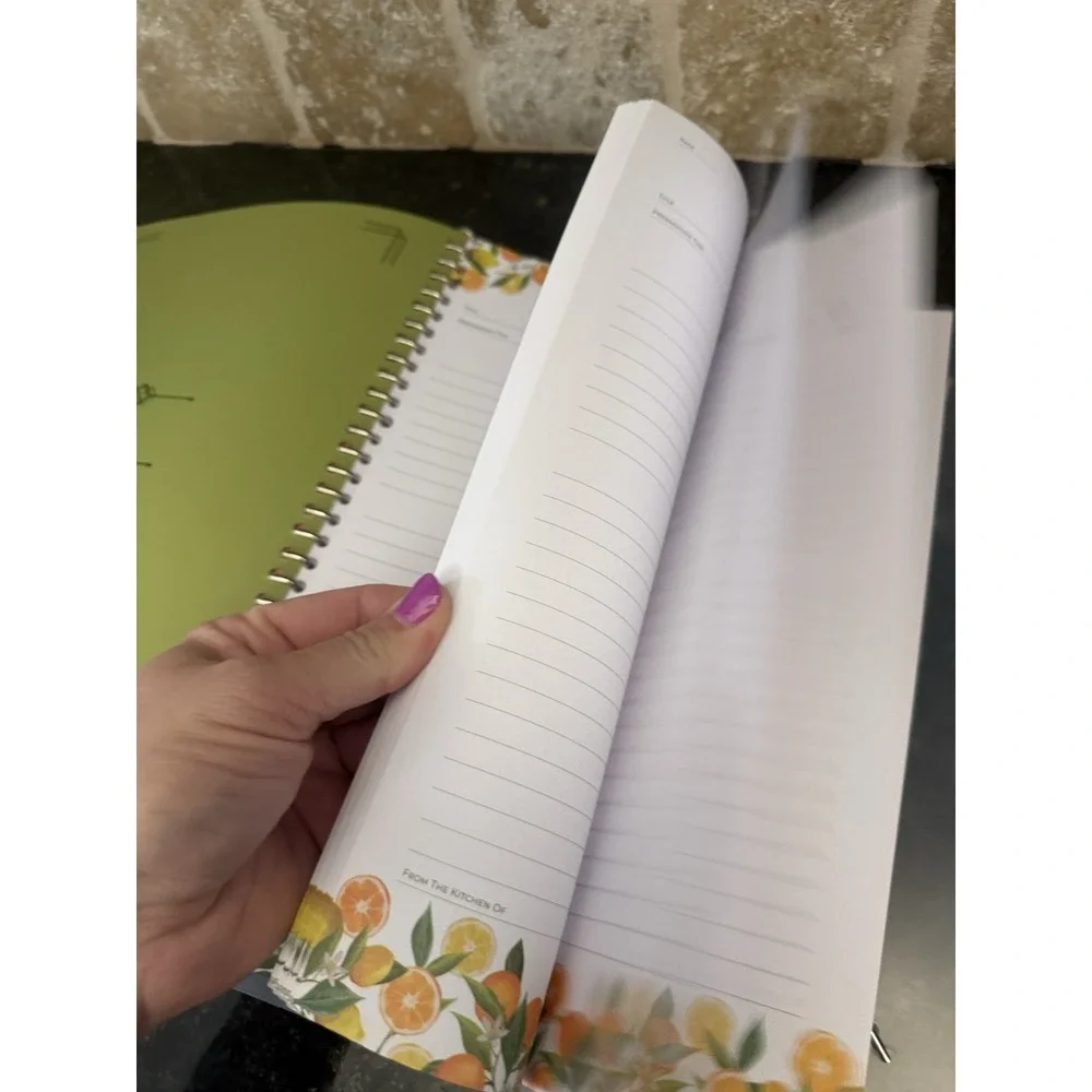 Lemon Themed Blank Recipe Book‎ to Write in Your Own Recipes Kitchen